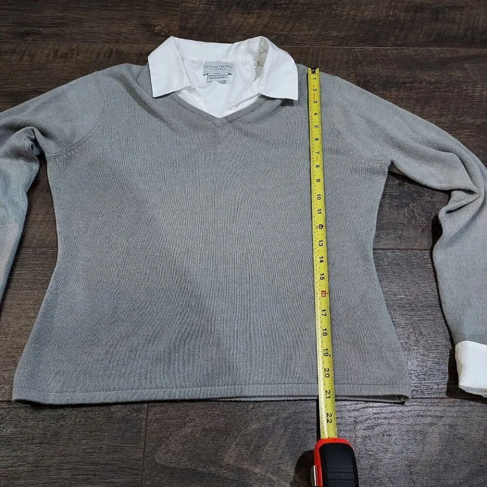 Jaclyn Smith Sweater Gray Button in Collar Cuffs Long Sleeve V Neck Casual - Picture 8 of 15